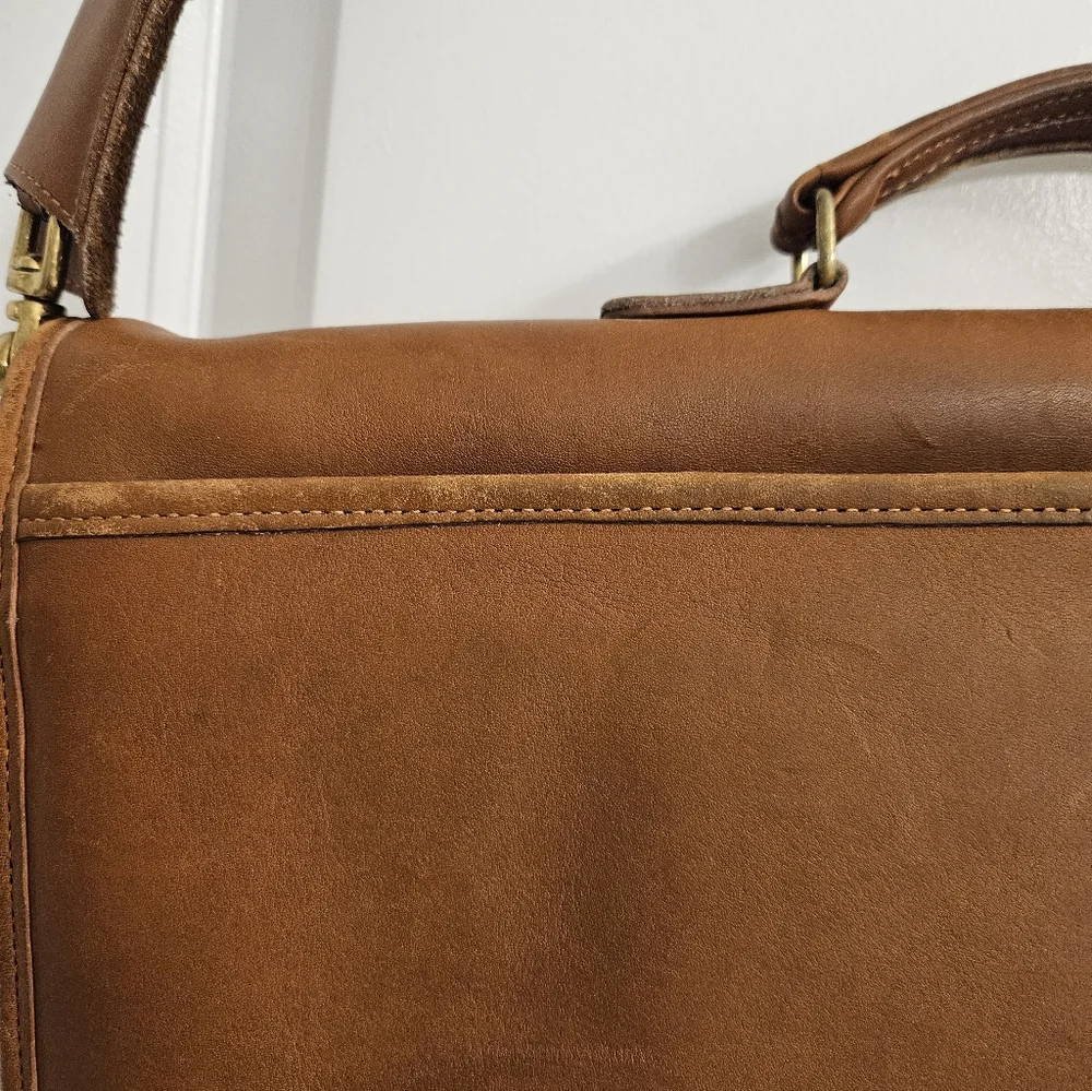 LAST CHANCE Elegant Vintage COACH Brief Case In British Tan Leather
